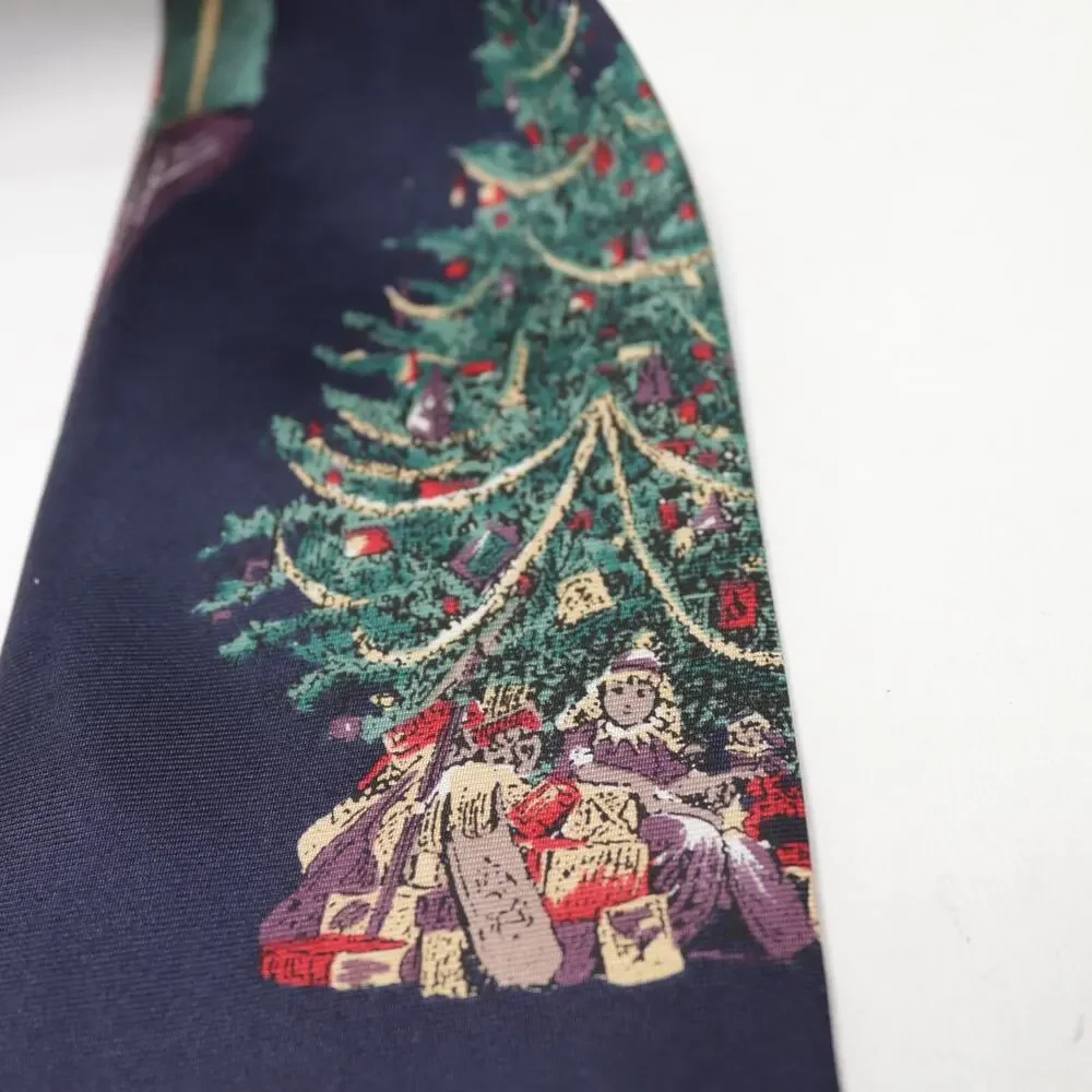 Vtg Wembly Santa Claus Tie Mens 58 in Silk Blue Red Green Wide Tree Presents